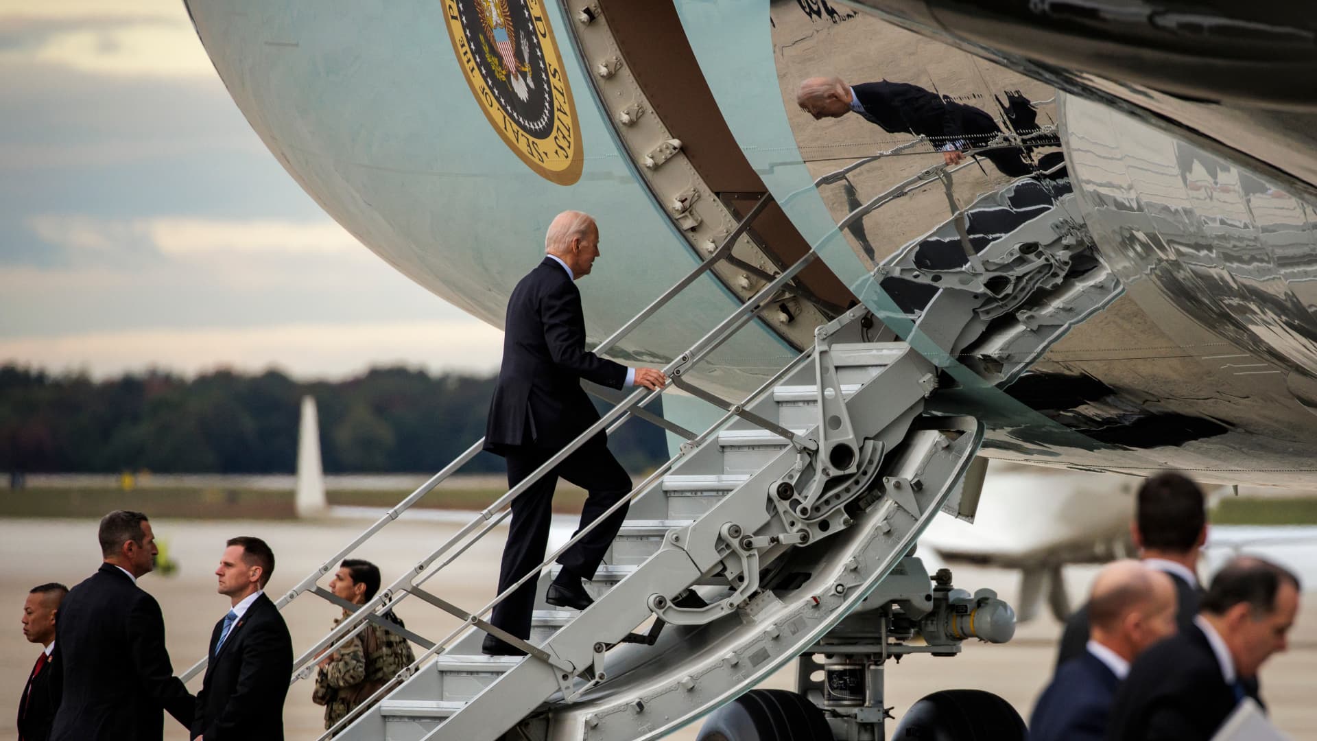 US President Joe Biden boards Air Force One at Joint Base Andrews, Maryland, US, on Tuesday, Oct. 17, 2023. Biden will make a dangerous and politically risky trip to Israel intended to show solidarity with the US's closest ally in the Middle East and prevent the conflict from engulfing the wider region. Photographer: Samuel Corum/Sipa/Bloomberg via Getty Images