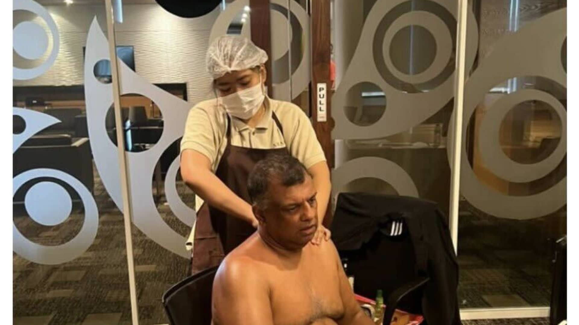 AirAsia CEO Tony Fernandes criticized for LinkedIn post showing topless massage during meeting