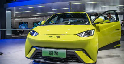 Chinese EV stocks tank after Tesla earnings disappoint