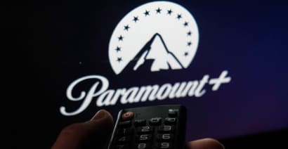 Media stocks jump after report says Apple, Paramount discussing streaming bundle