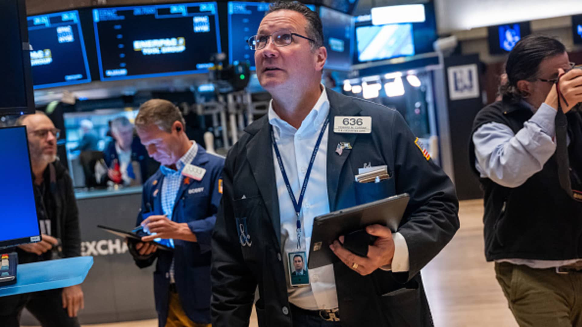 Stock futures edge higher on Monday morning as Wall Street awaits big tech earnings: Live updates
