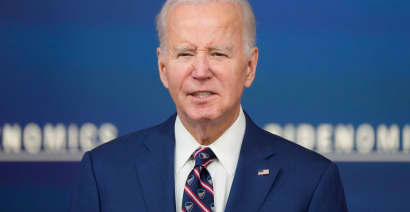 Biden hails hot GDP report, but voters still don't see the rosy picture 