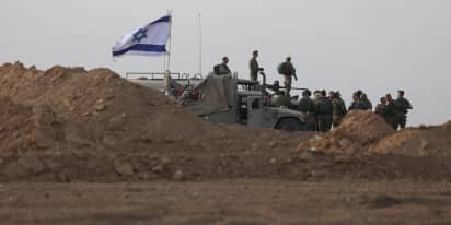 Israeli ground forces expanding into Gaza but maintaining strategic ambiguity, analysts say