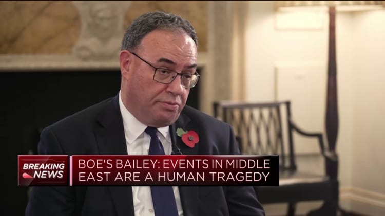 Vea la entrevista completa de CNBC con el gobernador del Banco de Inglaterra, Andrew Bailey