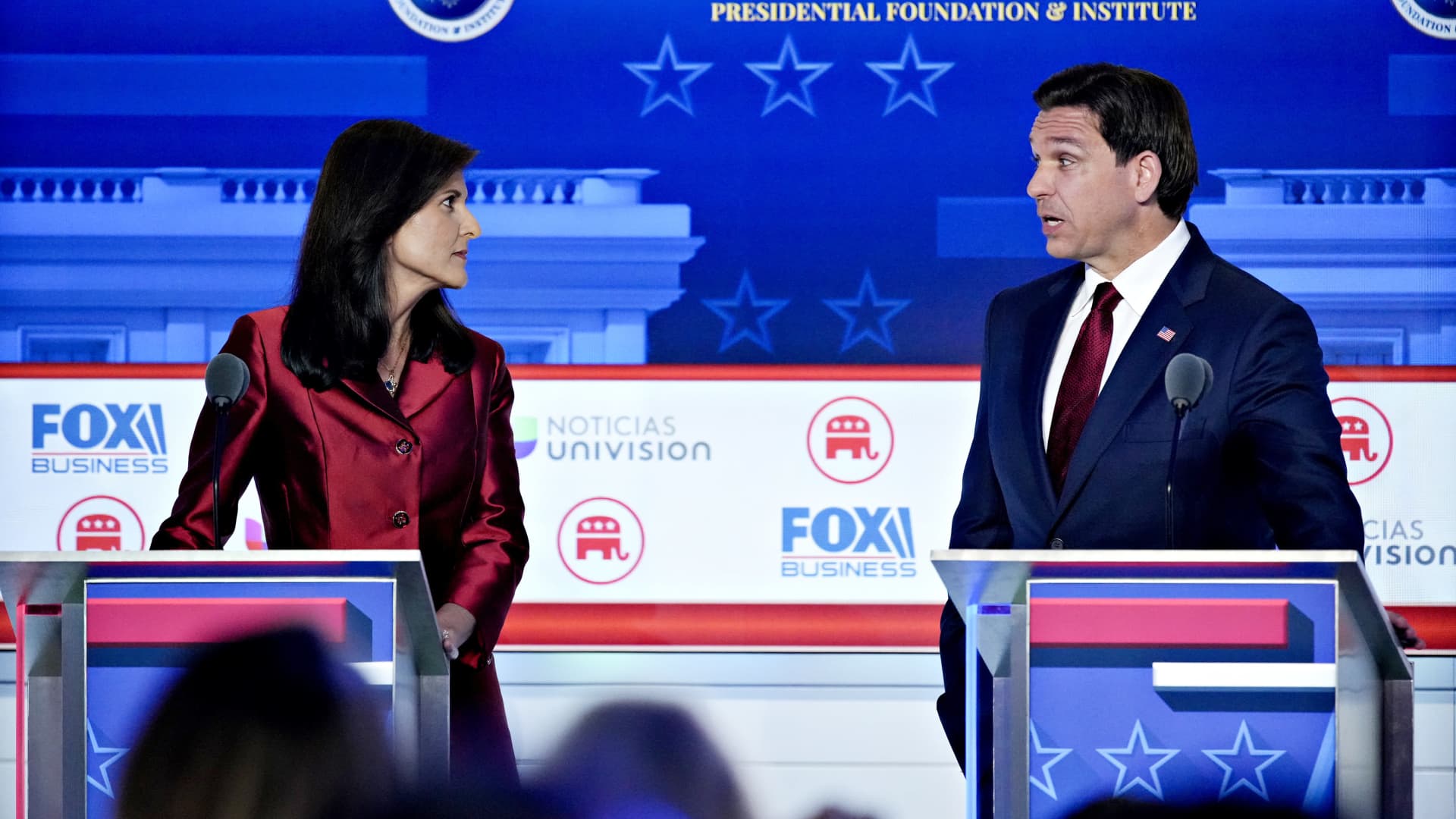 Nikki Haley, former ambassador to the United Nations and 2024 Republican presidential candidate, left, and Ron DeSantis, governor of Florida and 2024 Republican presidential candidate, during a break in the Republican primary presidential debate hosted by Fox Business Network in Simi Valley, California, US, on Wednesday, Sept. 27, 2023.
