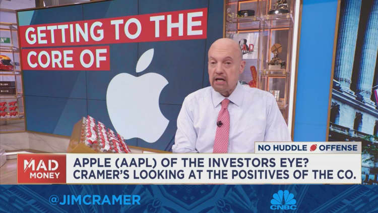 Jim Cramer gets to the core of Apple after earnings