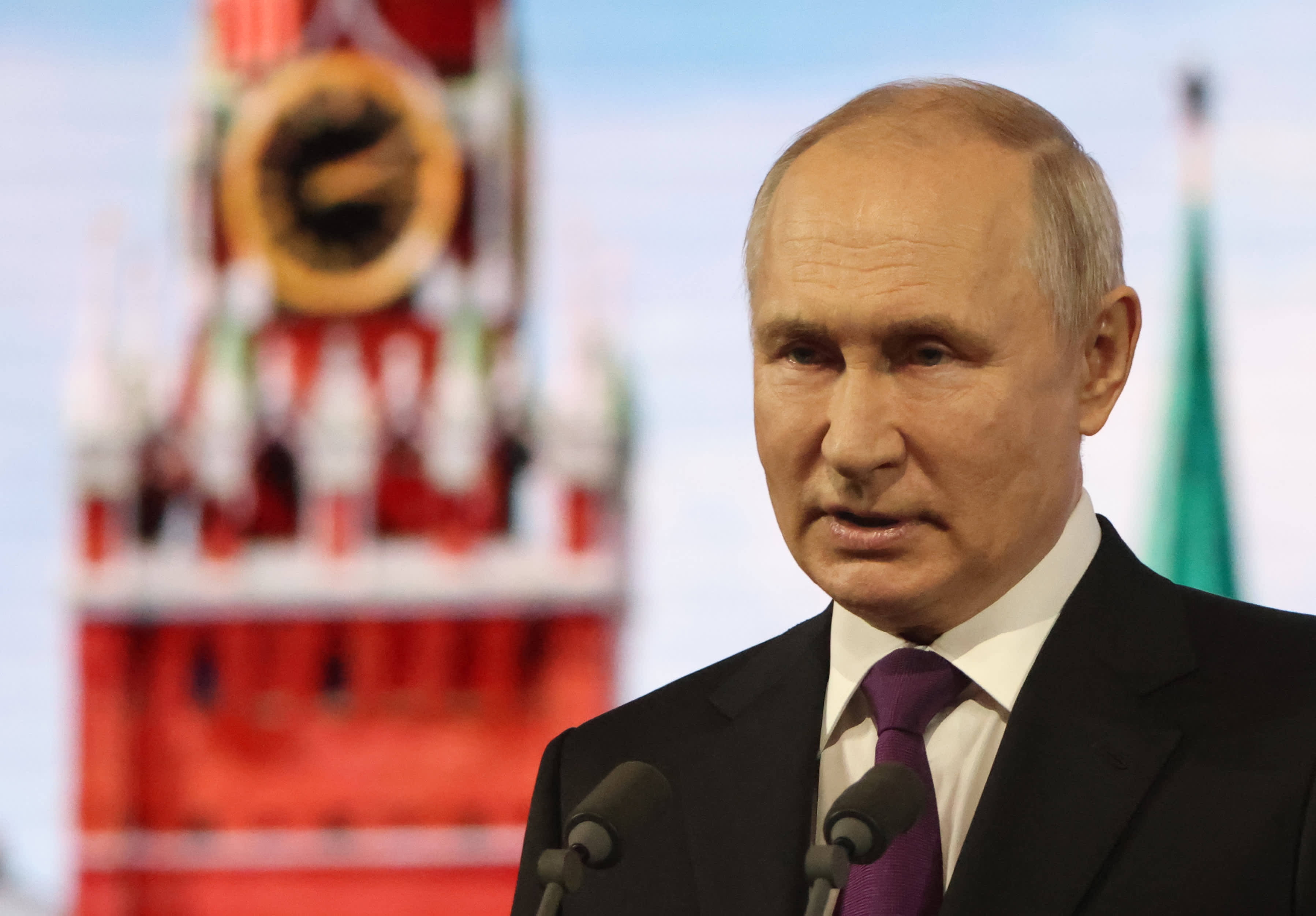 푸틴 대통령, 아랍에미리트와 사우디아라비아를 방문해 관계 논의