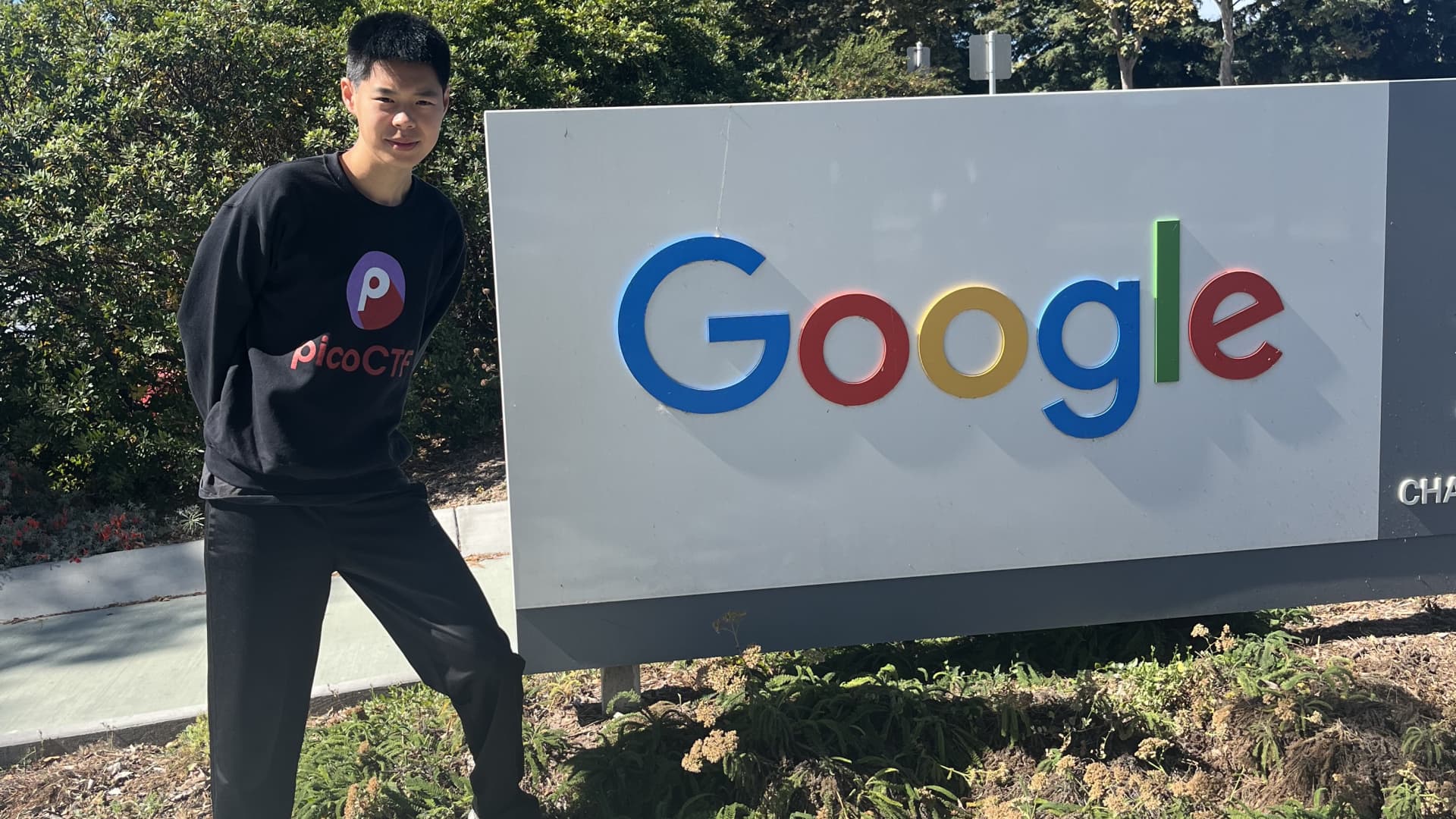 18-year-old-got-hired-as-a-google-engineer-his-dad-shares-his-no-1-parenting-rule-i-take-a-hands-off-approach