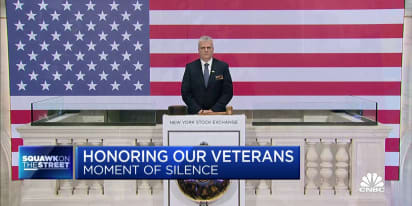 Honoring our veterans: NYSE and Nasdaq observe moment of silence