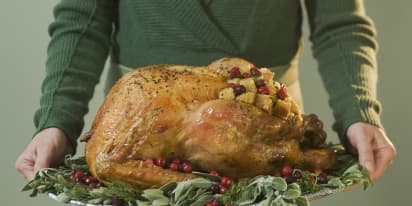 Here's how to save on Thanksgiving costs despite inflation