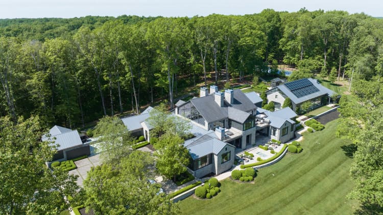 Tour Tennessee's $65 million mansion