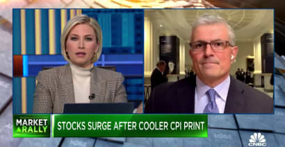 Dealmaking will pick up when there's confidence the Fed is done raising rates: RBC's Vito Sperduto
