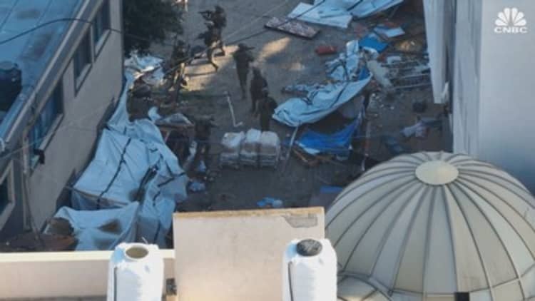 Israeli forces raid al-Shifa hospital, drawing harsh criticism from WHO