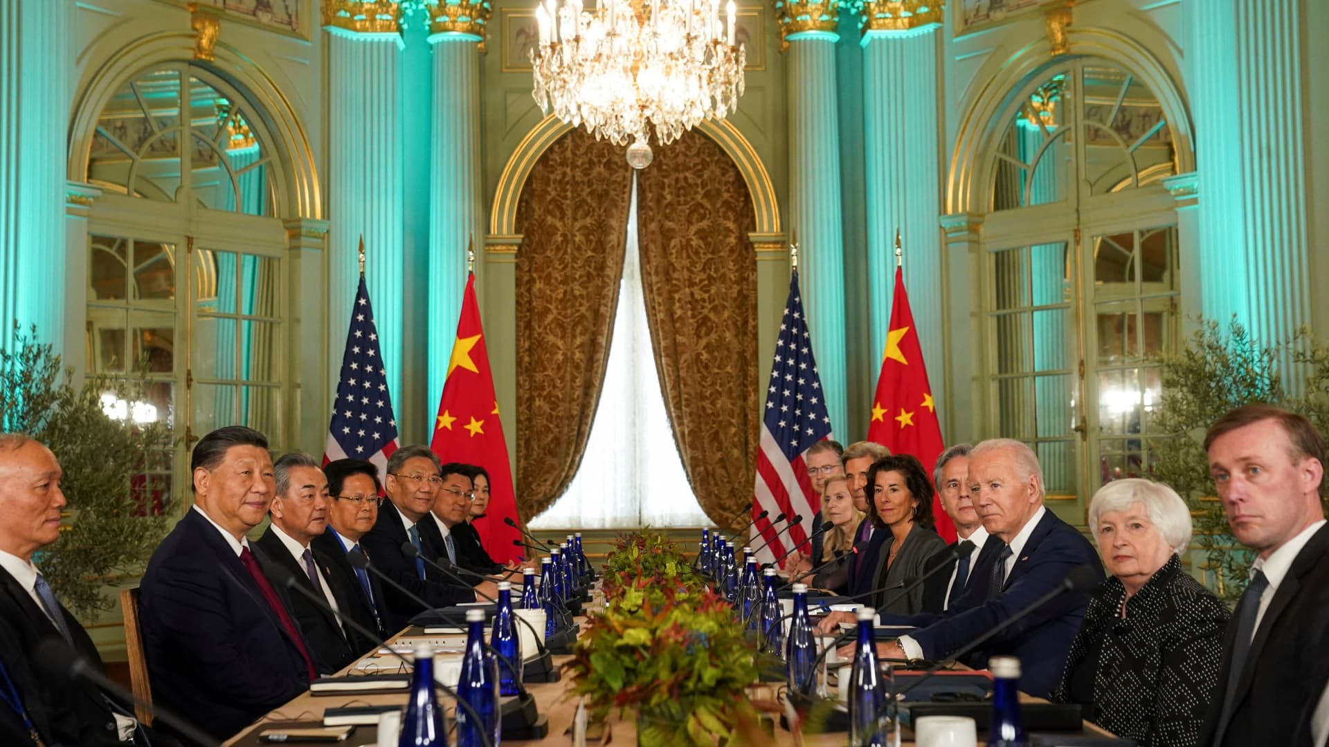 U.S. President Joe Biden meets with Chinese President Xi Jinping at Filoli estate on the sidelines of the Asia-Pacific Economic Cooperation (APEC) summit, in Woodside, California, U.S., November 15, 2023. 