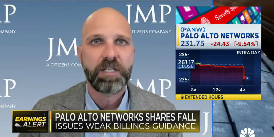 Palo Alto Networks shares tumble on weak billing guidance