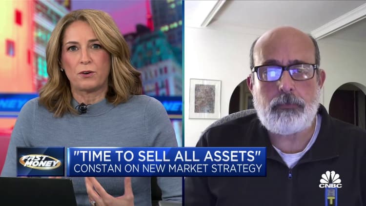 Time to sell all assets: Damped Spring Advisors' Andy Constan on latest trade