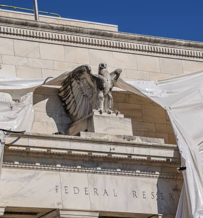 Why Federal Reserve interest rate changes take so long to affect the economy