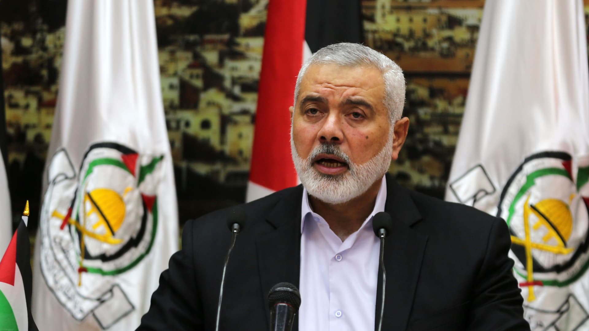Ismail Haniya, the Head of the Palestinian Islamist movement Hamas, delivers a speech in Gaza City on April 30, 2018. (Photo by Momen Faiz/NurPhoto via Getty Images)