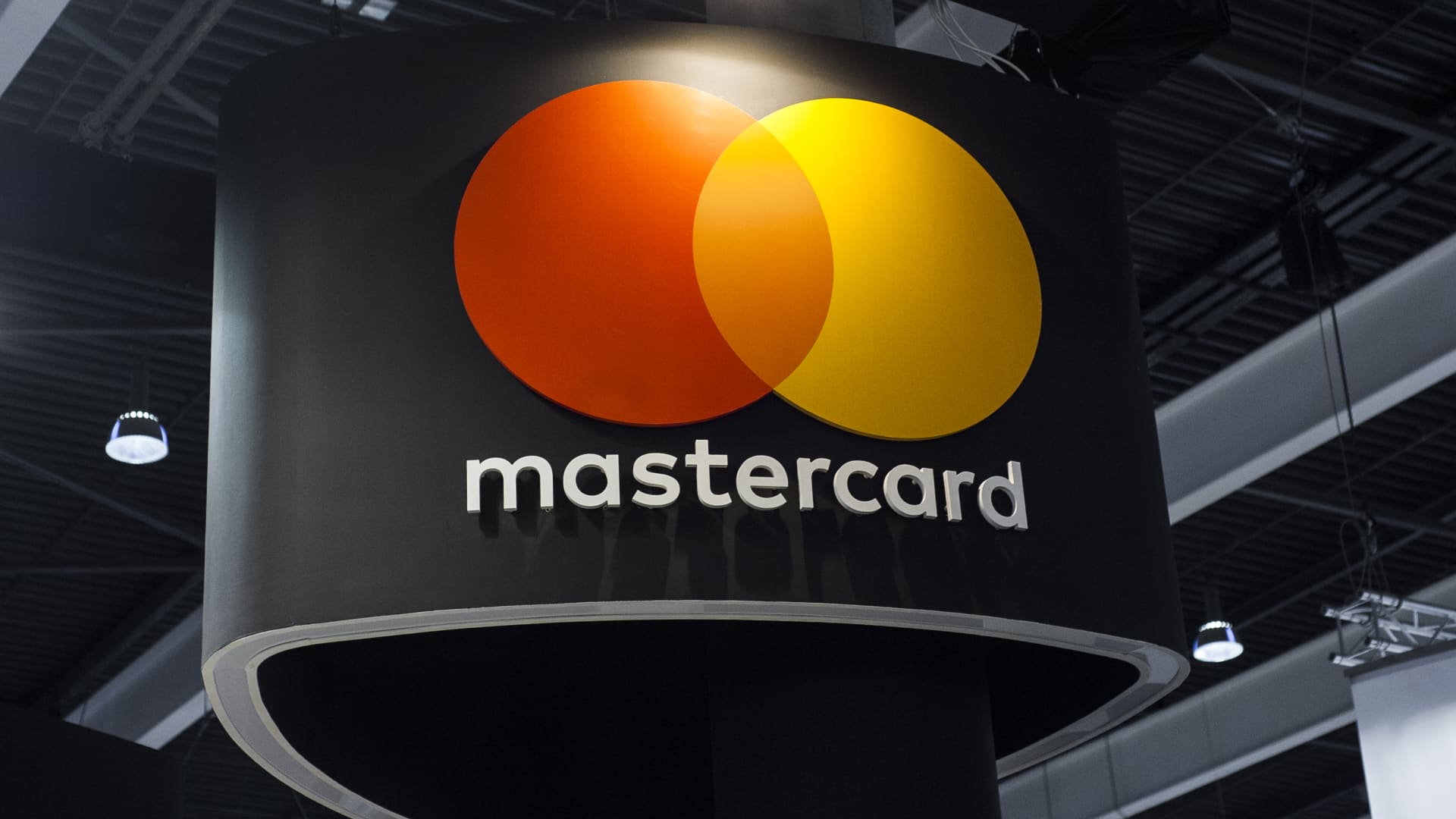 Mastercard says wide adoption of CBDCs is ‘difficult’