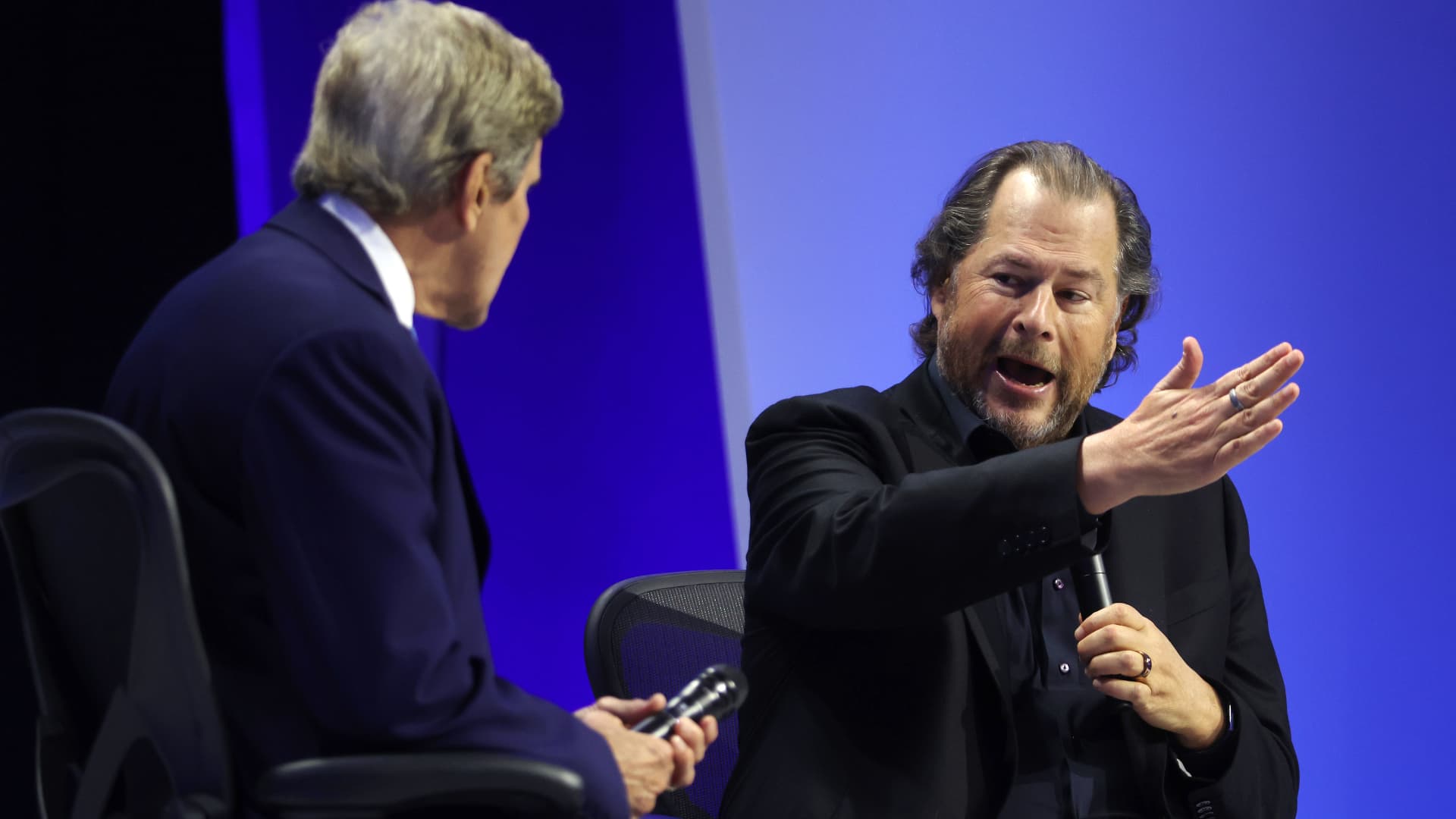 Salesforce shares jump on better-than-expected earnings report