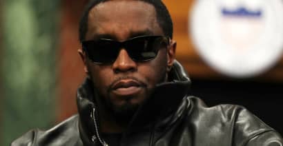 Feds raid Diddy homes in LA and Miami as part of criminal probe in NY: NBC News