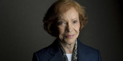 Rosalynn Carter, former first lady and tireless humanitarian who advocated for mental health issues, dies at...