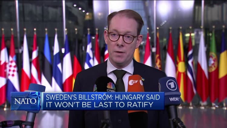 Sweden expects Hungary and Turkey to approve its NATO accession