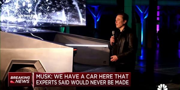 Elon Musk unveils the Tesla Cybertruck
