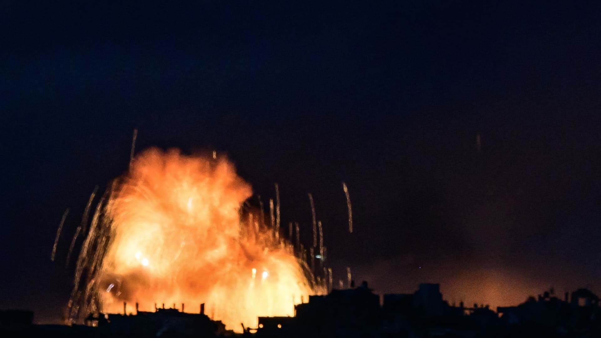 Israel resumes combat in Gaza Strip as truce with Hamas expires
