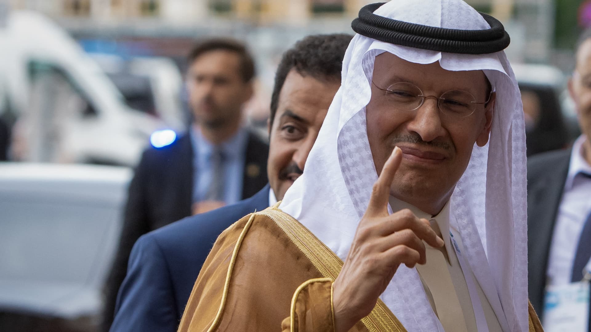 Saudi Arabia, Russia and several OPEC+ producers extend voluntary crude supply cuts until end of June