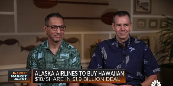 Alaska Airlines and Hawaiian Airlines CEOs break down $1.9 billion cash merger