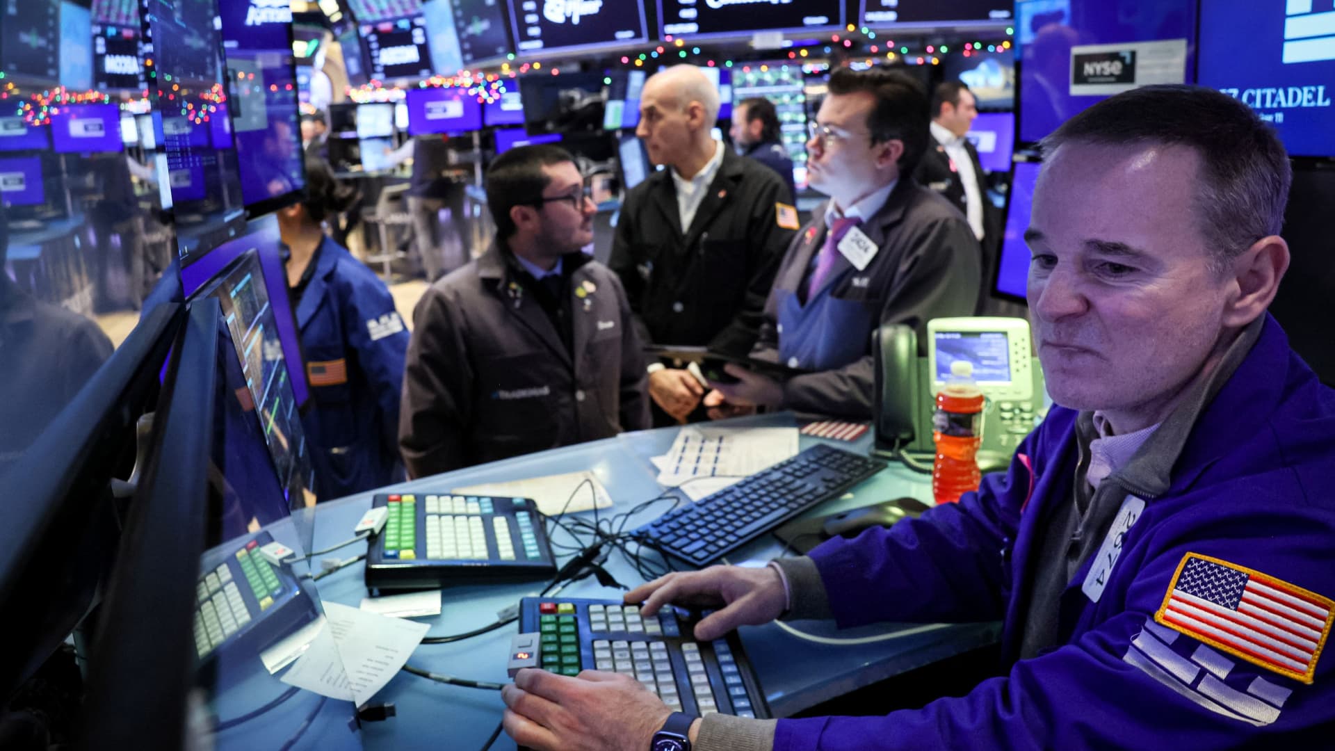 Stock market today: Live updates – CNBC