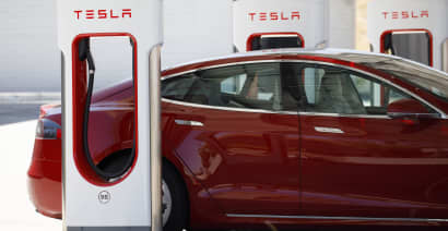 Top EVs are losing tax credits as U.S. boots China from supply chain