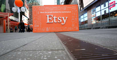 Activist Elliott builds roughly 13% stake in Etsy, secures board seat