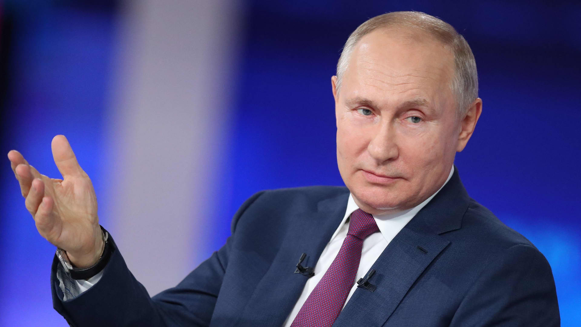 Ukraine war live updates: Kremlin declines to comment on Tucker Carlson speculation; Moscow dismisses threat from war critic