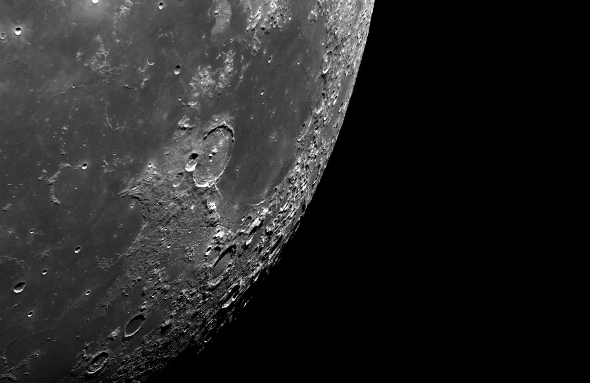 Un panel de la NASA prévient que le plan lunaire pourrait être trop ambitieux