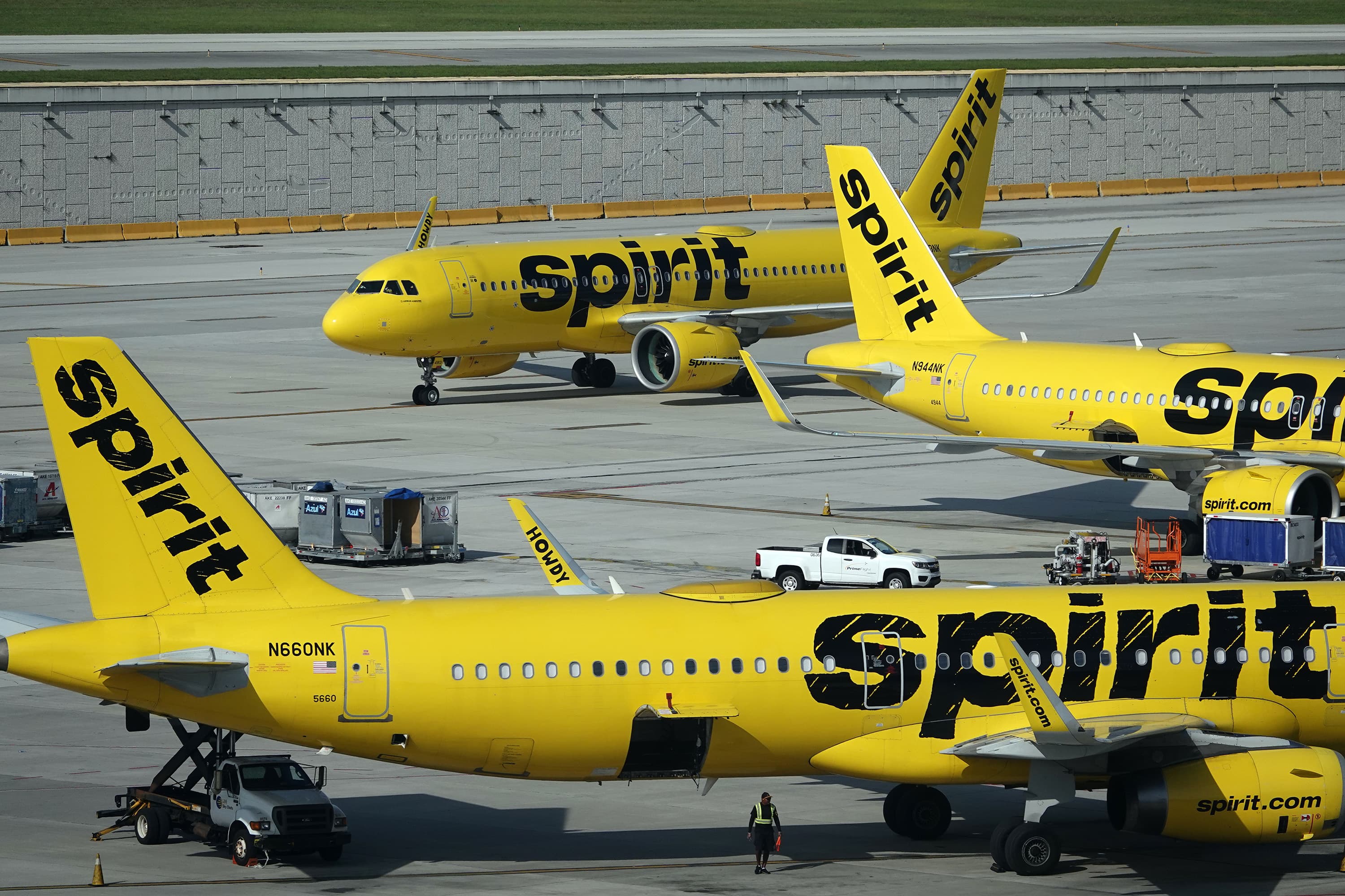 Spirit Airlines eleva su pronóstico para el cuarto trimestre, las acciones suben
