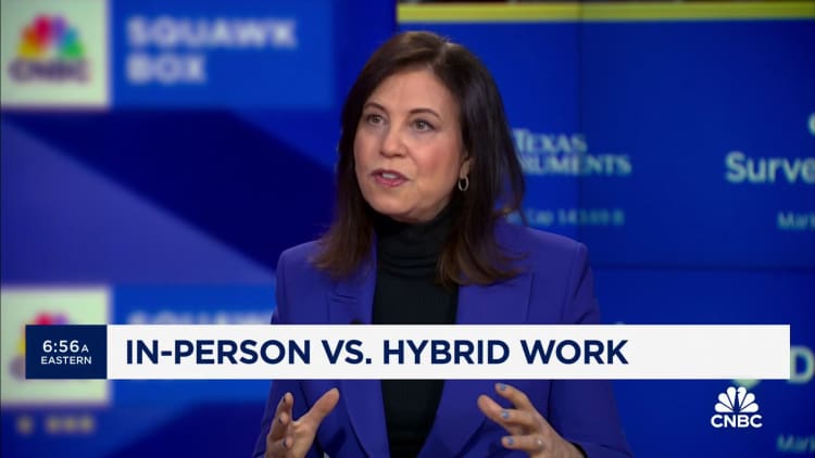 Yale University's Joanne Lipman on 2024 workplace trends: The 5-day workweek as a standard is over