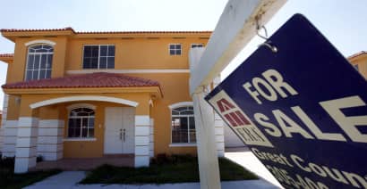 Mortgage rate decline pulls buyers back into the housing market