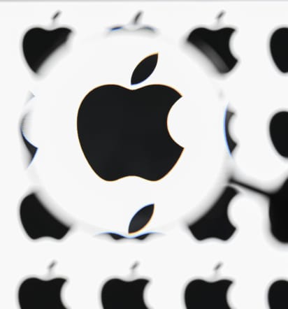'Big Short' investor Steve Eisman: Apple is the 'hidden AI play'