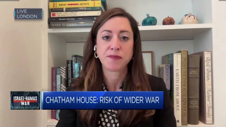 Increased spillover risk after killing of senior Hamas leader in Lebanon, Chatham House says