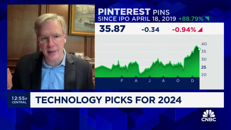 Pinterest's earnings growth will accelerate this year, says Evercore's Mark Mahaney