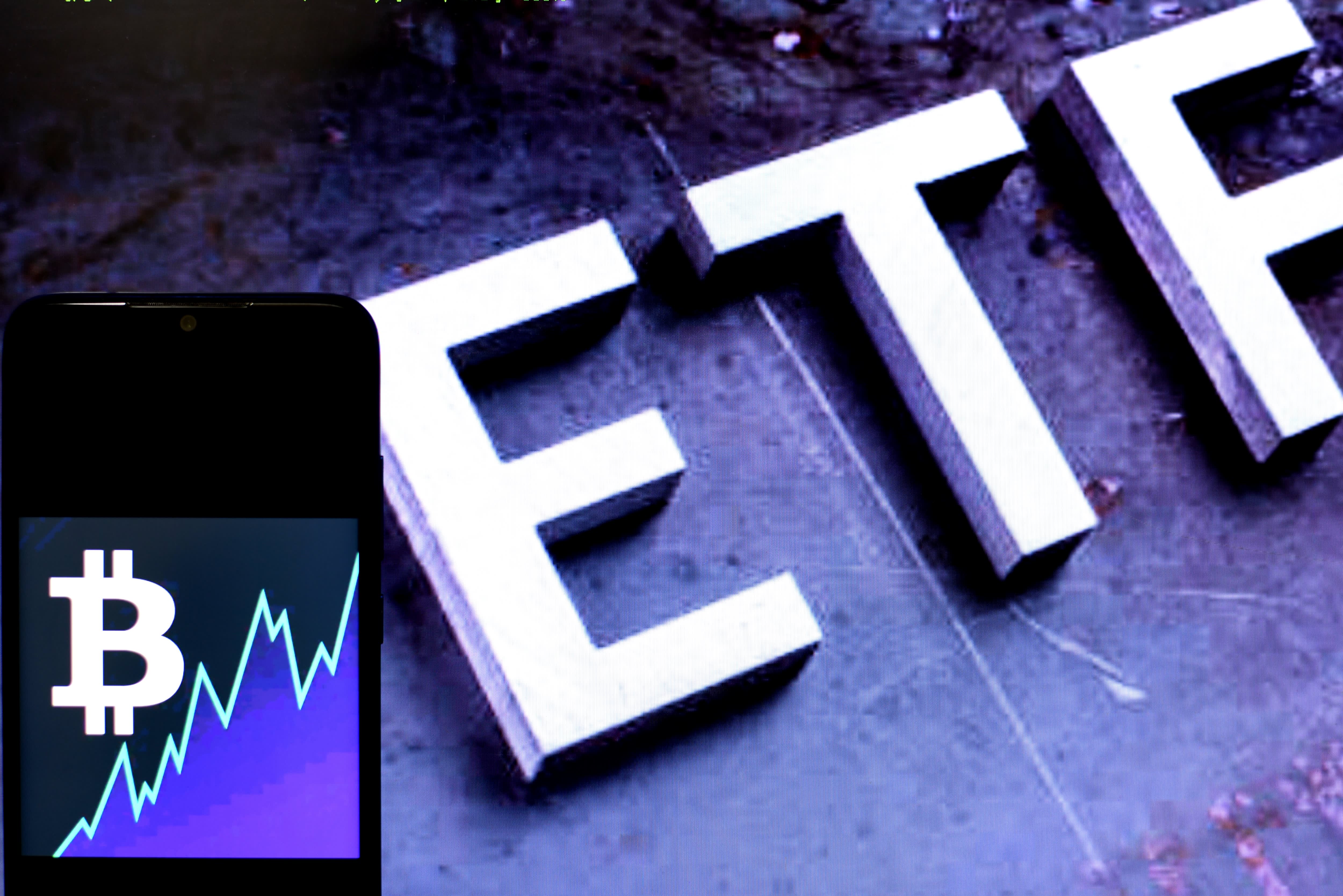 A indústria de gestão de patrimônio de US$ 30 trilhões pode investir em ETFs Bitcoin