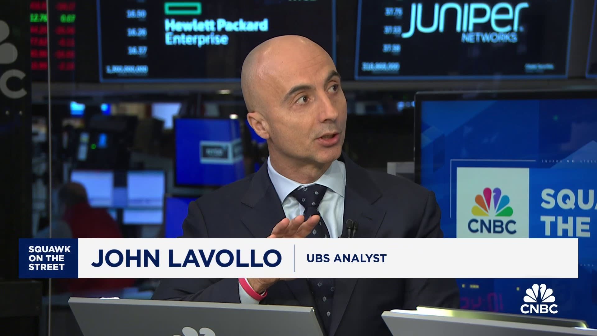 UBS’ John Lavollo expects persistent cash flow from homebuilders this year