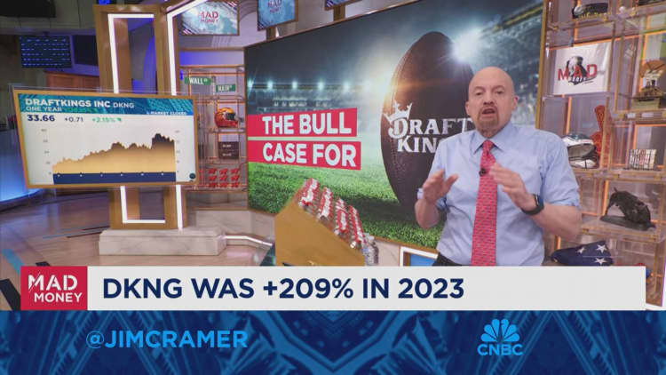 Jim Cramer looks at the bull case for DraftKings as the NFL playoffs heat up