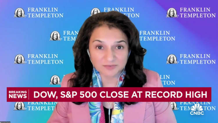 The bar for the Fed to make massive rate cuts is high, says Franklin Templeton Sonal Desai