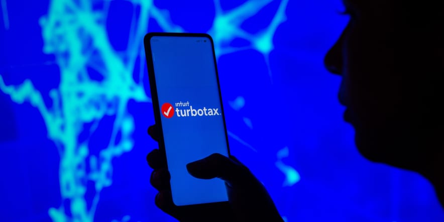 Federal Trade Commission bans 'deceptive advertising' for free filing from TurboTax maker Intuit