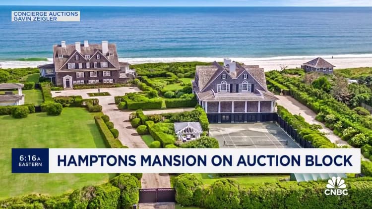 Hamptons mansion on auction block