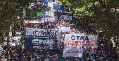 Argentina strike poses major test to Milei’s shock economic agenda