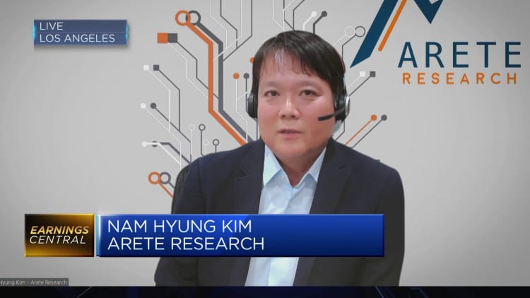 SK Hynix will be one of the biggest beneficiaries of AI growth, analysts say